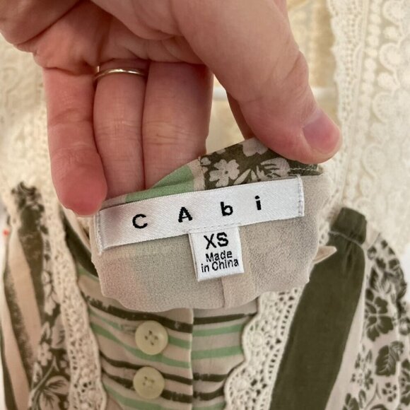 CABI 266 Whisper Gauze Tank Cream Beige Green Floral Striped Crochet Boho Blouse - Picture 6 of 16